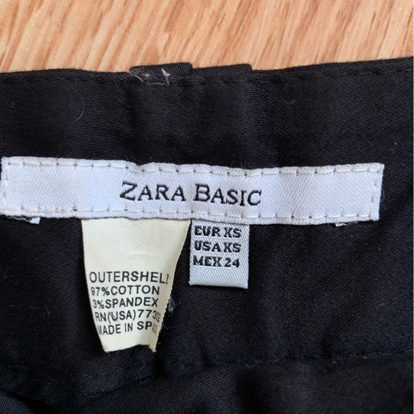 Zara Tailored Flat Front Cuffed Black Chino Trouser Shorts Size XS - Picture 2 of 9